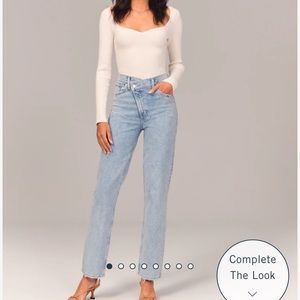 Abercrombie & Fitch Ultra High Rise 90s Straight Jean